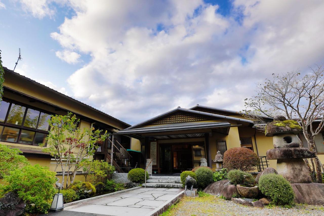 Tatsuta Ryokan Izu (Shizuoka)